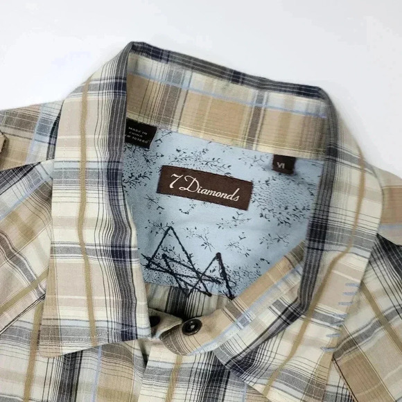 7 Diamonds Short Sleeve Button Down Shirt - Picture 2 of 4